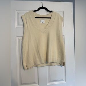Abercrombie & Fitch Cream Vest size XXL